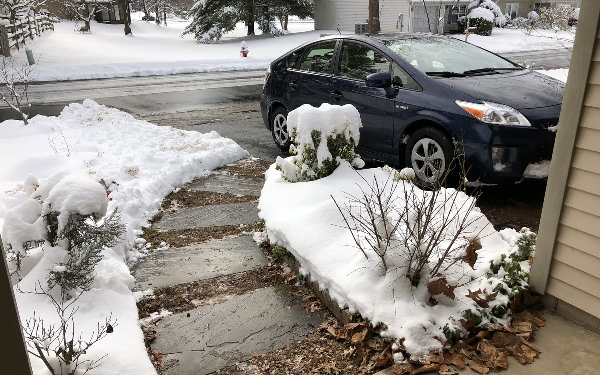 Opération de déneigement par Déneigement Québec (Lévis)
