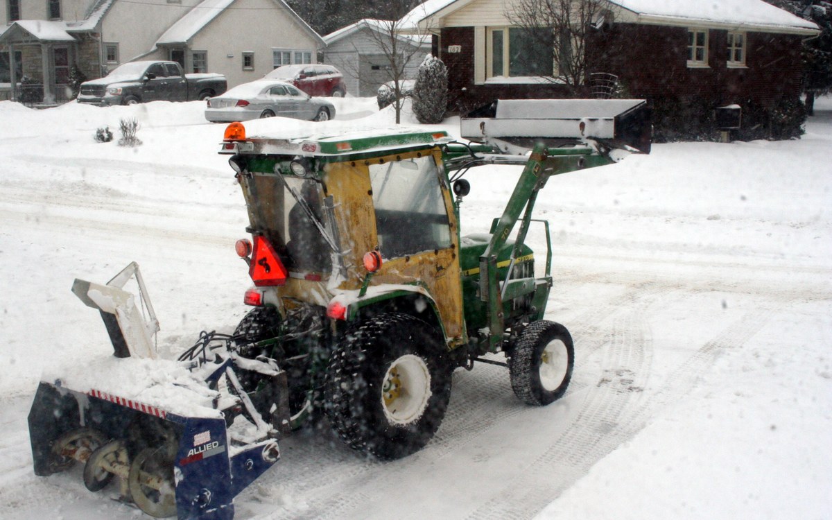 Déneigement et Pelouse VM Déneigement